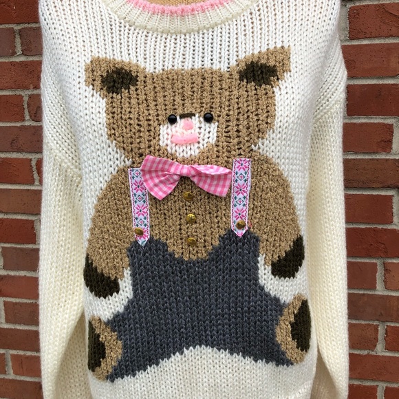 Vintage Heidi Hand Knit Bear Sweater Size Medium - Picture 2 of 9